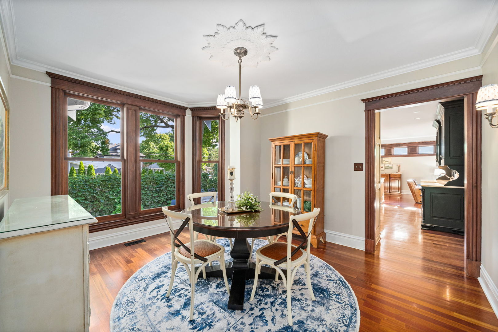 5 N Columbia Street