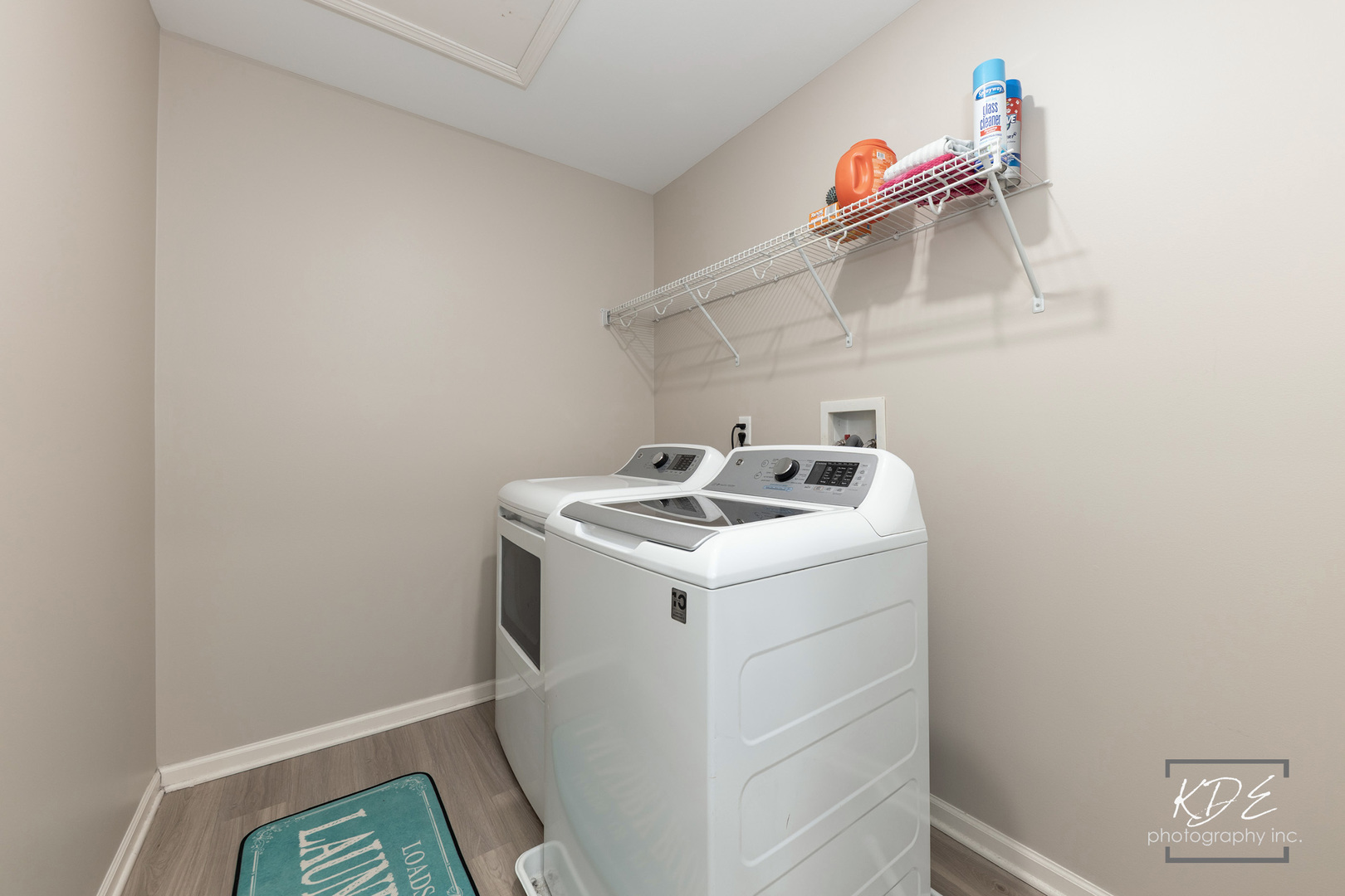 1115 Goldfinch Avenue