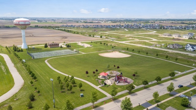 1115 Goldfinch Avenue