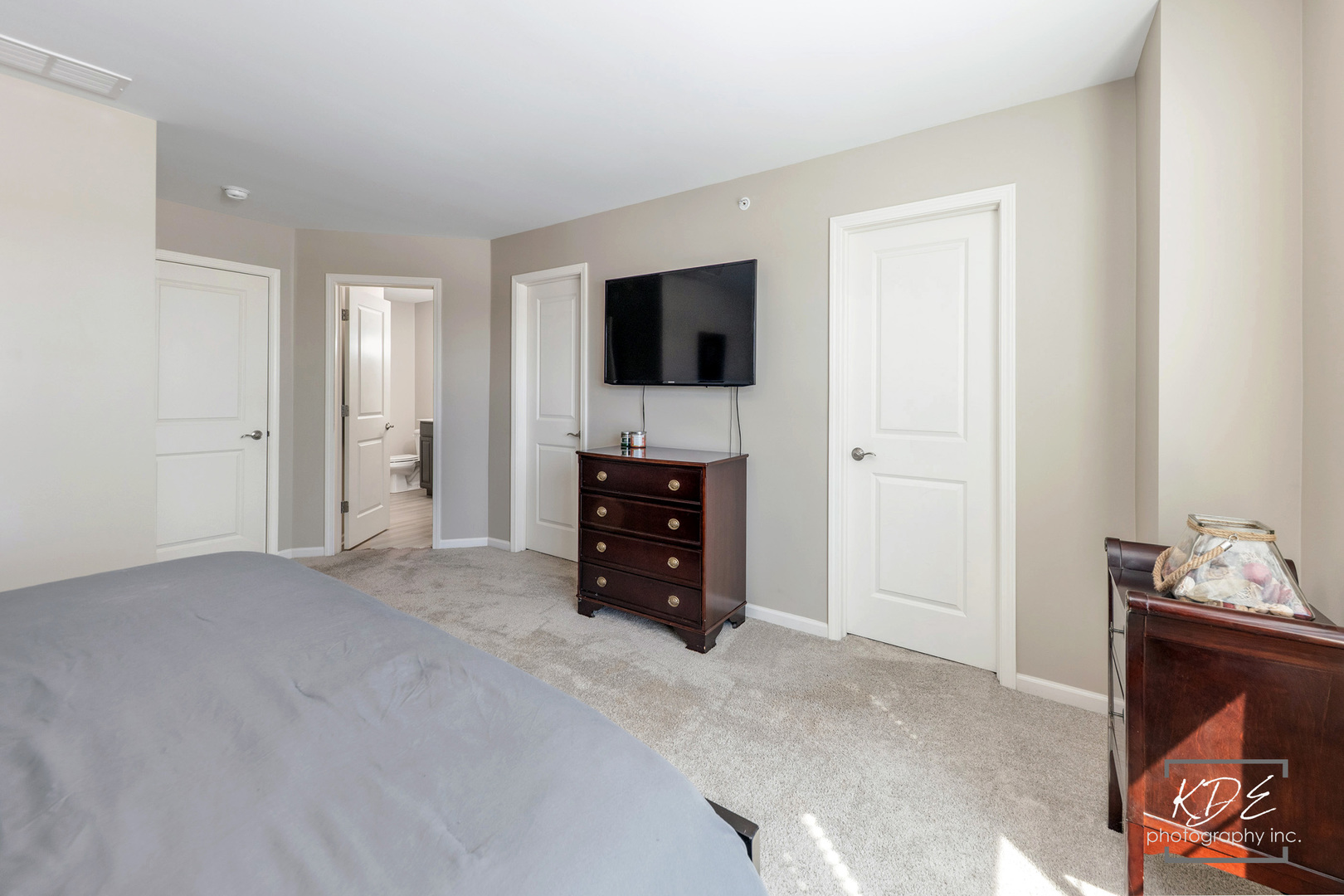 1115 Goldfinch Avenue