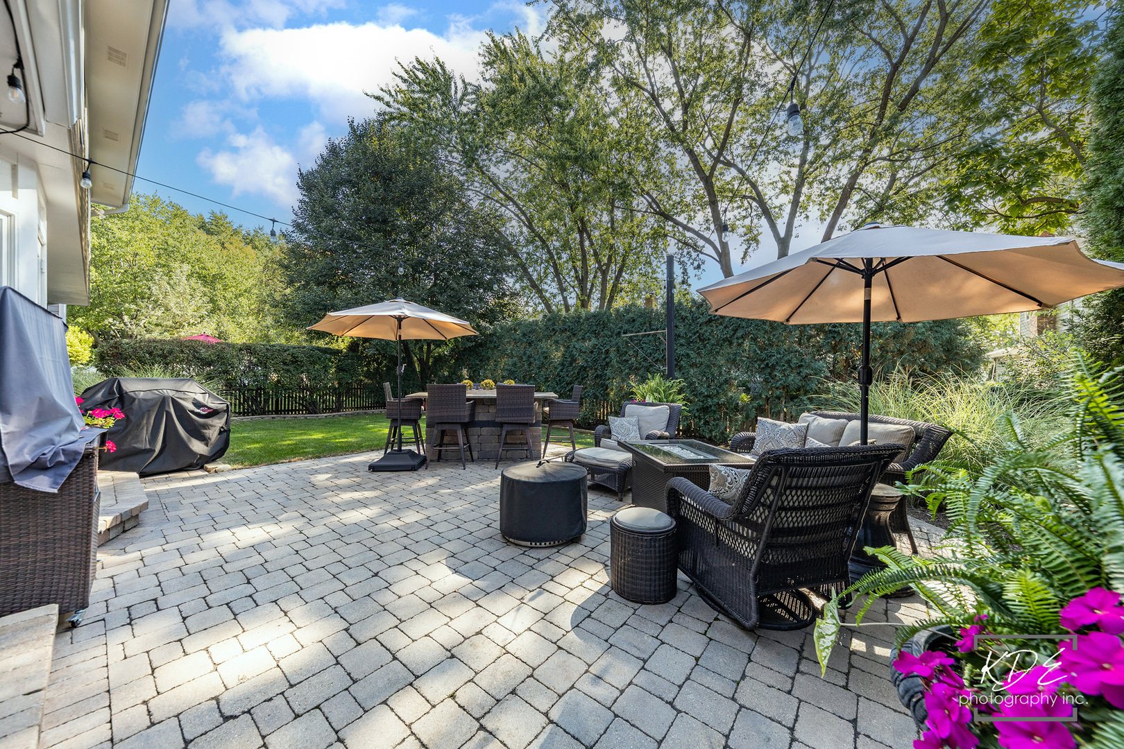 992 Belaire Court