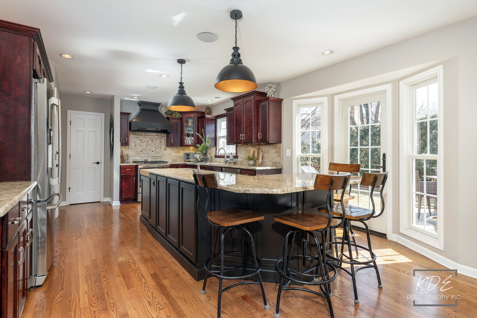 992 Belaire Court
