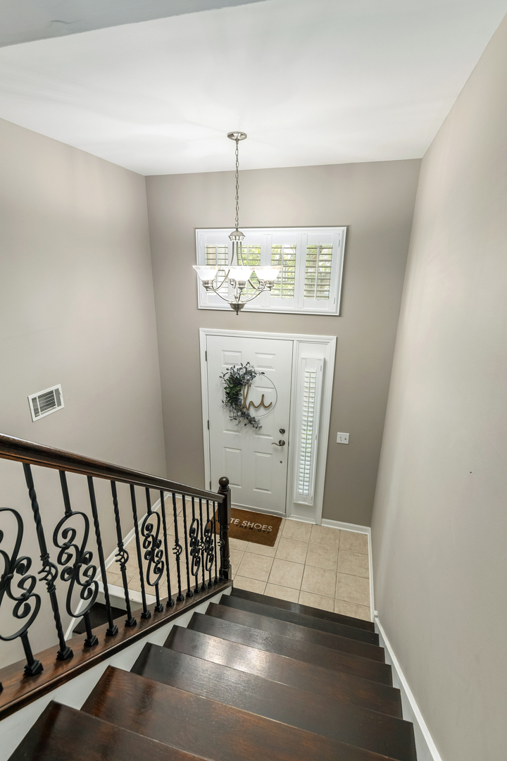 2723 Old Woods Trail Unit: 2723
