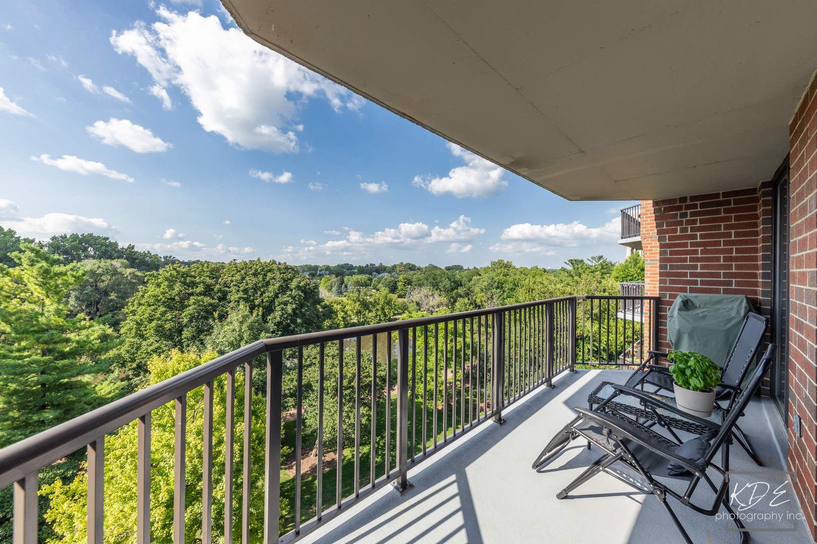 511 Aurora Avenue Unit: 505