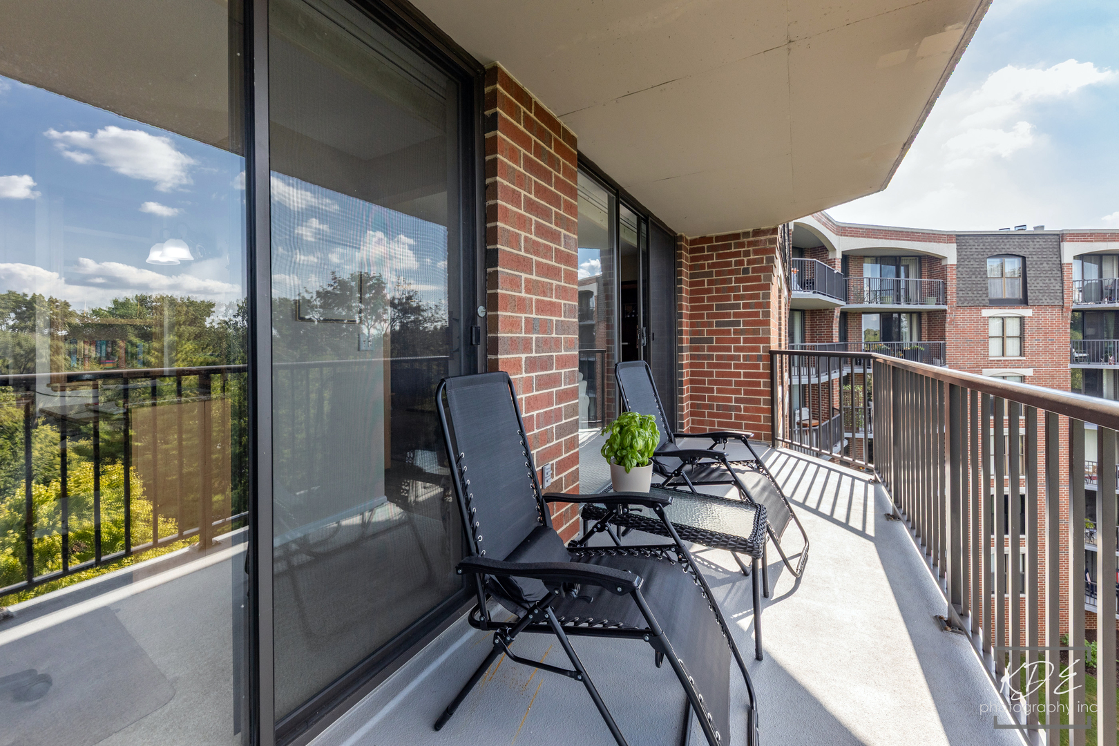 511 Aurora Avenue Unit: 505