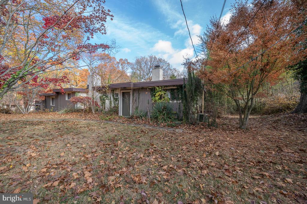 395 CASSATT ROAD