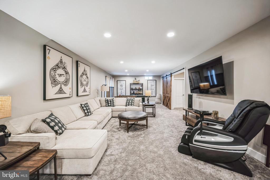 3716 WINTHROP WAY