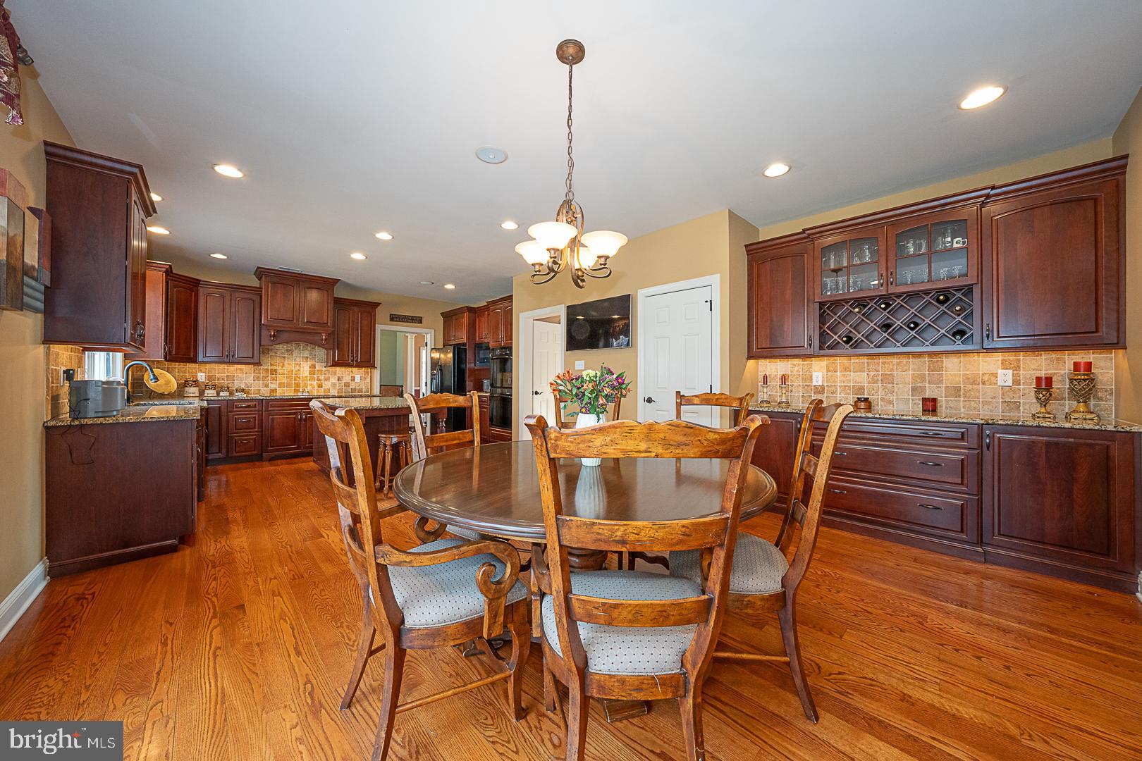 1545 MORSTEIN ROAD