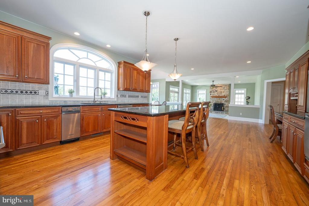 2 SPRING MEADOW FARM LANE