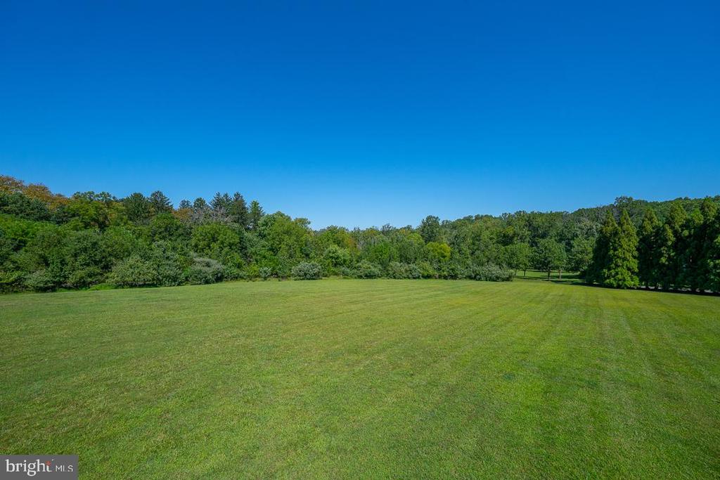 2 SPRING MEADOW FARM LANE