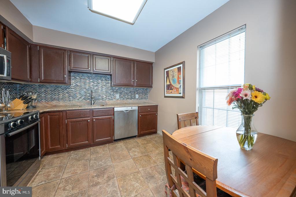 108 VALLEY STREAM CIRCLE Unit: 108A