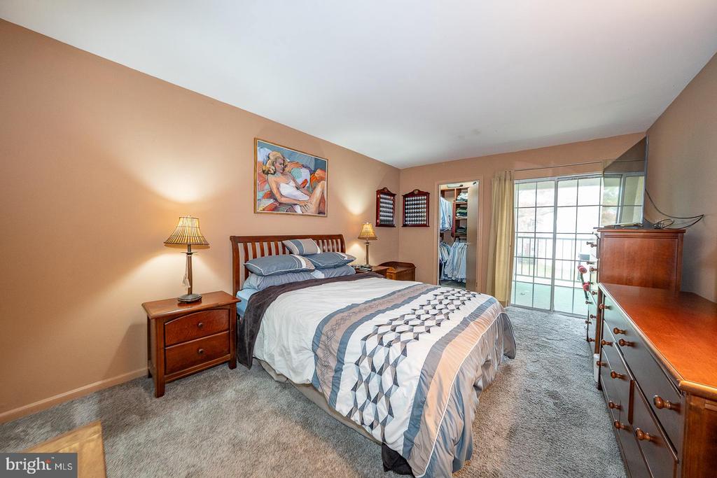 108 VALLEY STREAM CIRCLE Unit: 108A