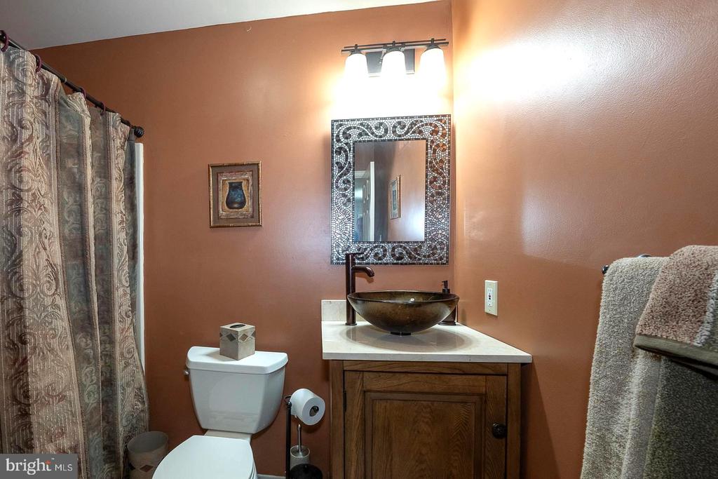 108 VALLEY STREAM CIRCLE Unit: 108A