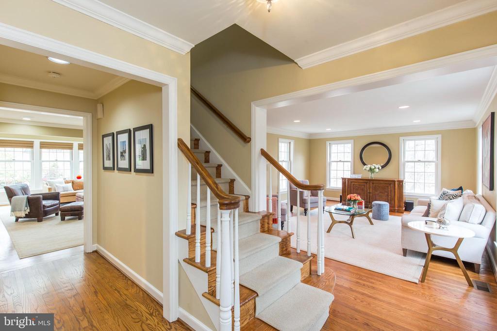 101 WOODS LANE