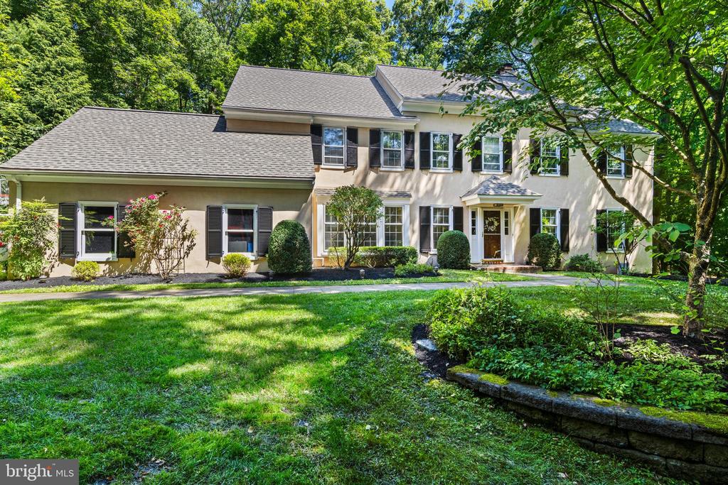 101 WOODS LANE