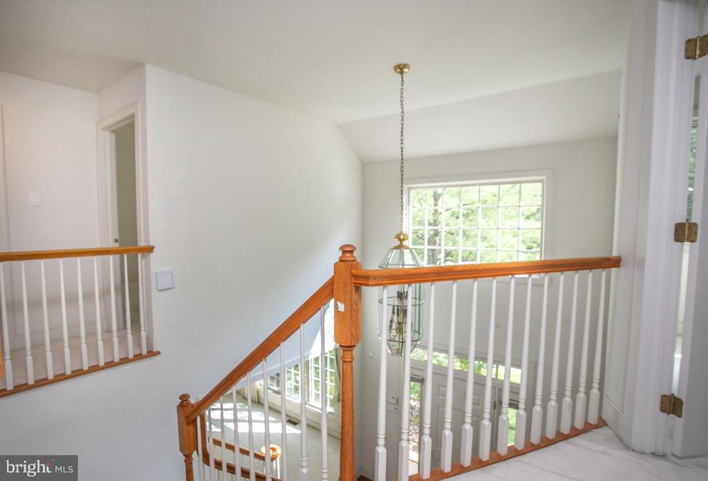 5034 BRITTANY LANE