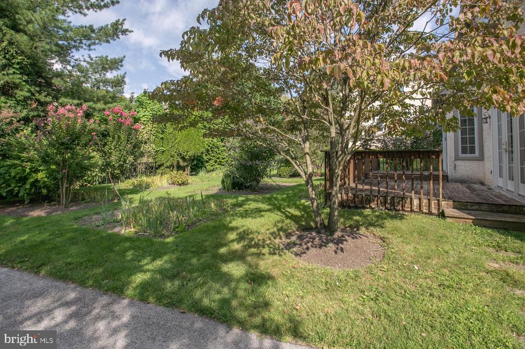 5034 BRITTANY LANE