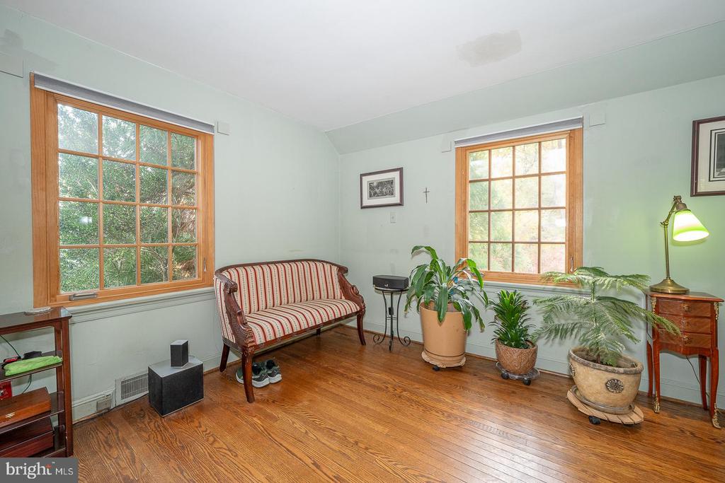 124 FARWOOD ROAD