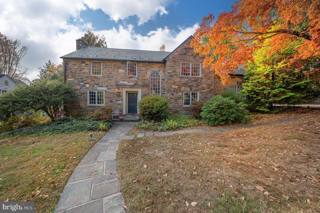 124 FARWOOD ROAD