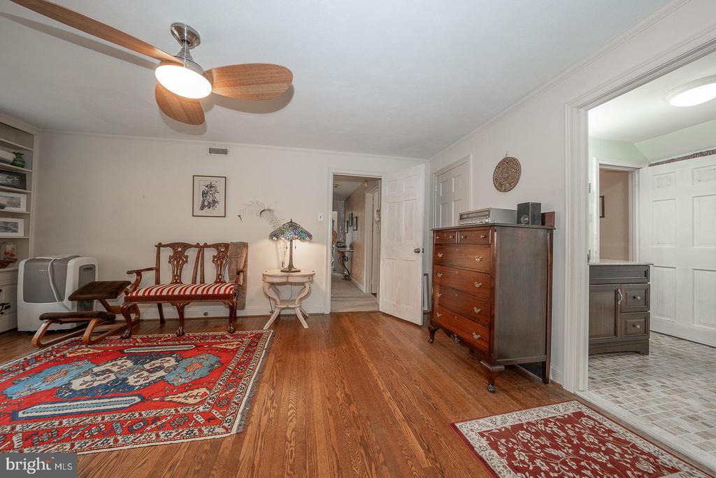 124 FARWOOD ROAD