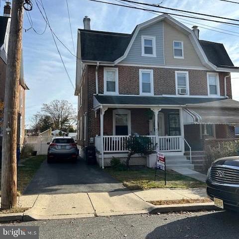 827 AUBREY AVENUE