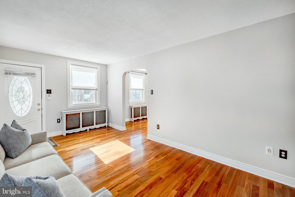 228 IVY ROCK LANE