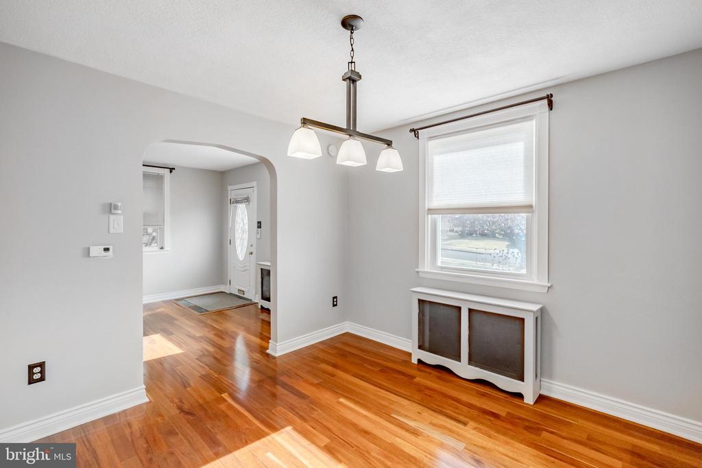 228 IVY ROCK LANE