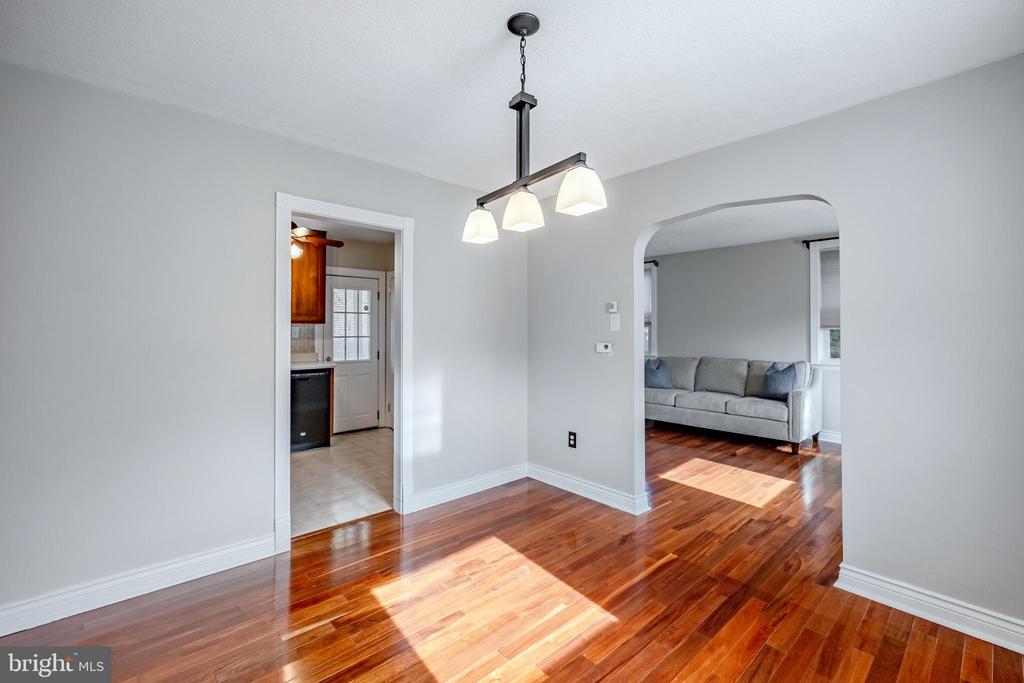 228 IVY ROCK LANE