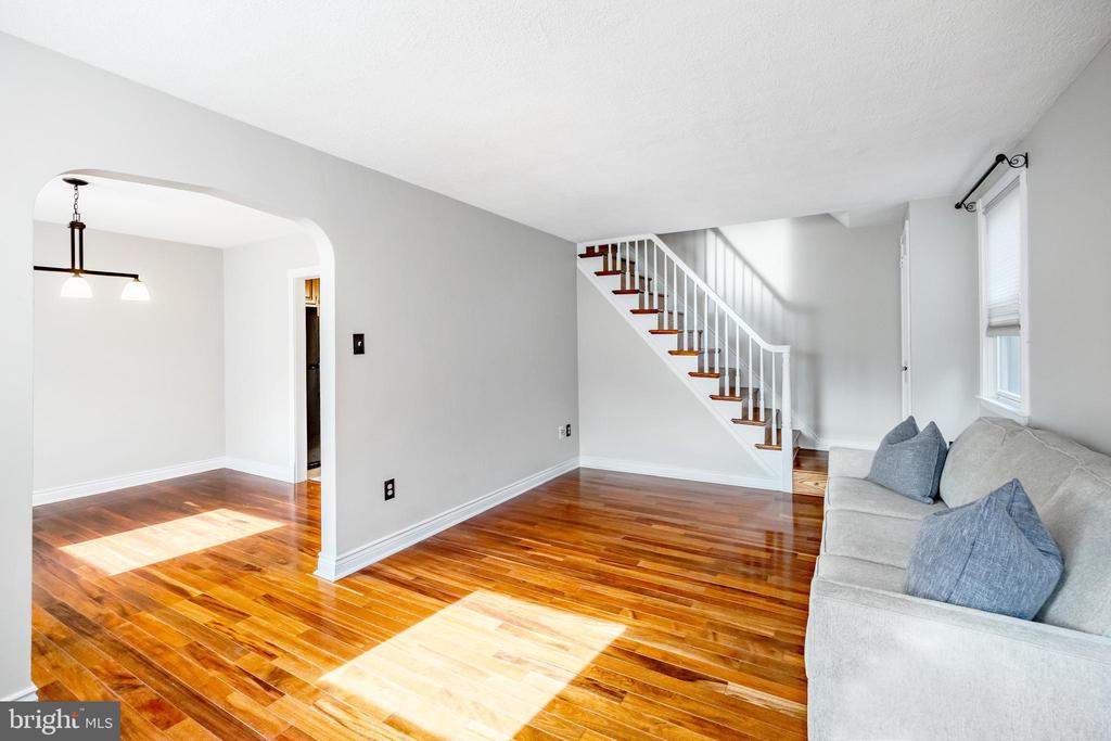 228 IVY ROCK LANE