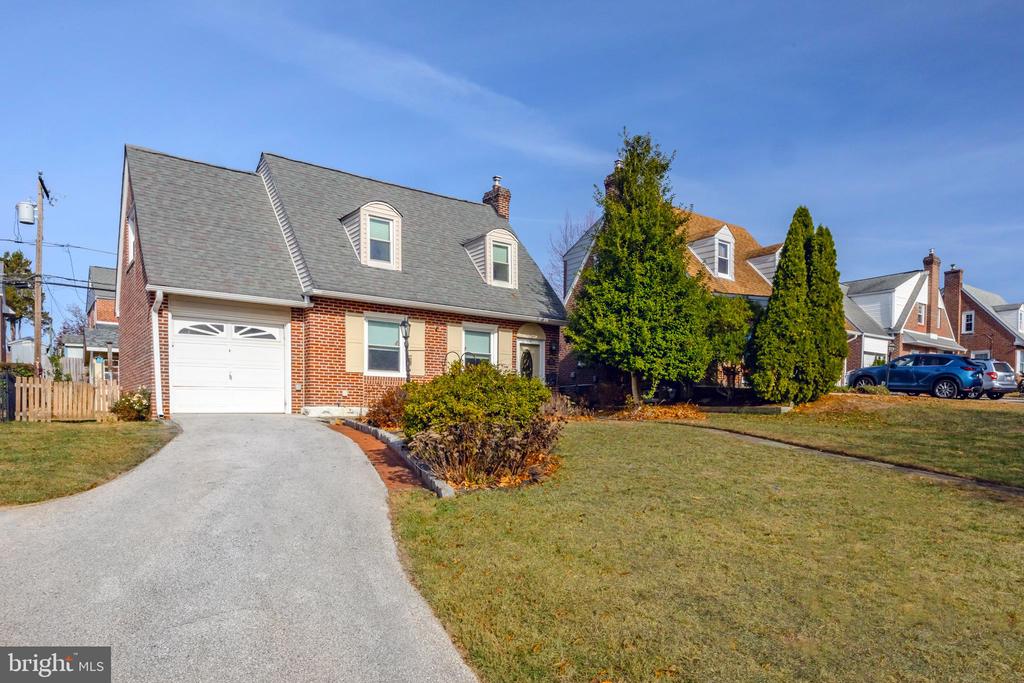 228 IVY ROCK LANE