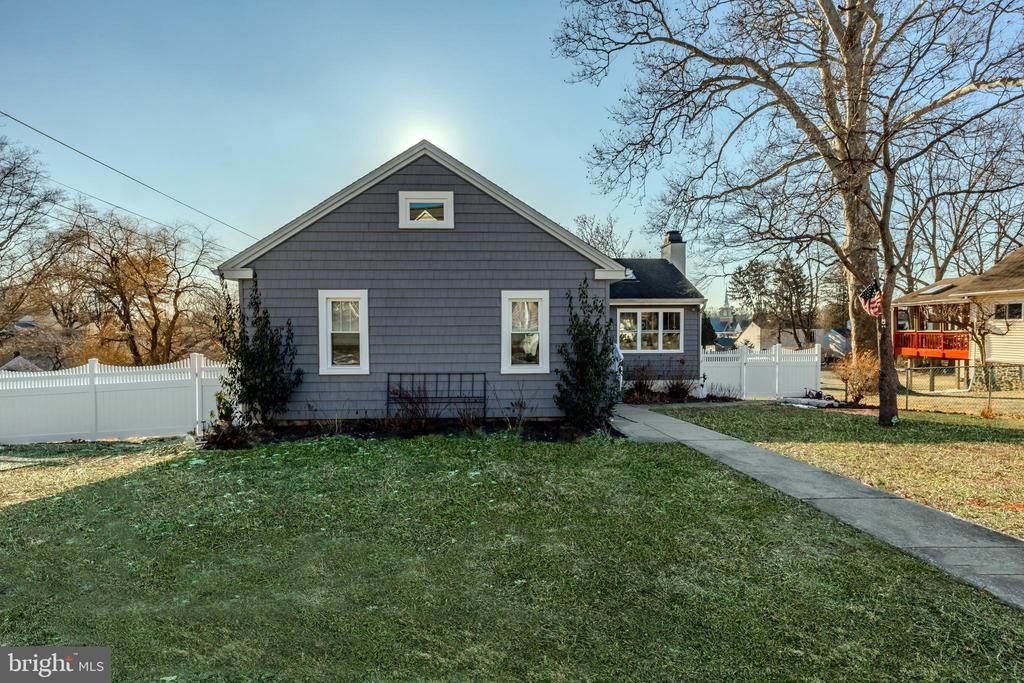 1245 CENTER ROAD