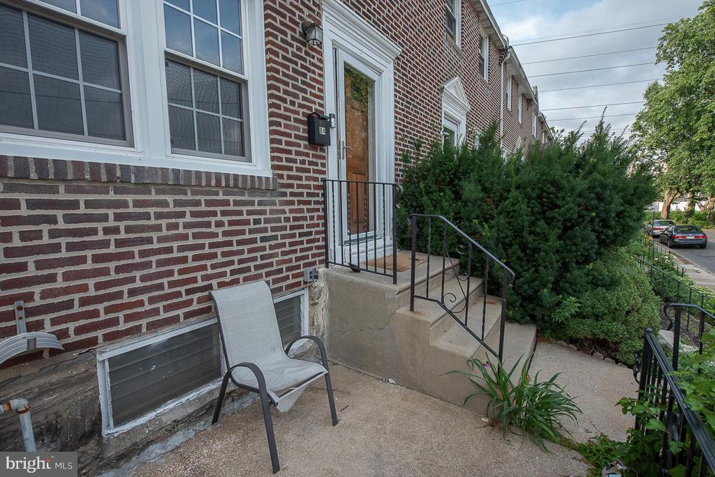 84 S HARWOOD AVENUE