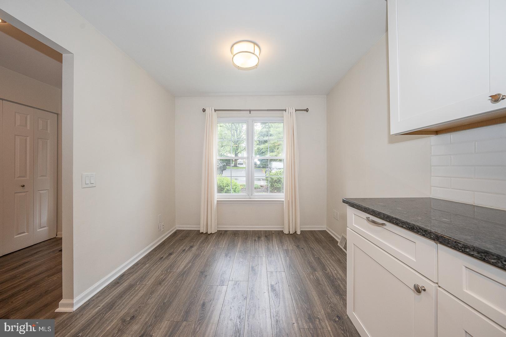 1380 PUTNAM BOULEVARD 4