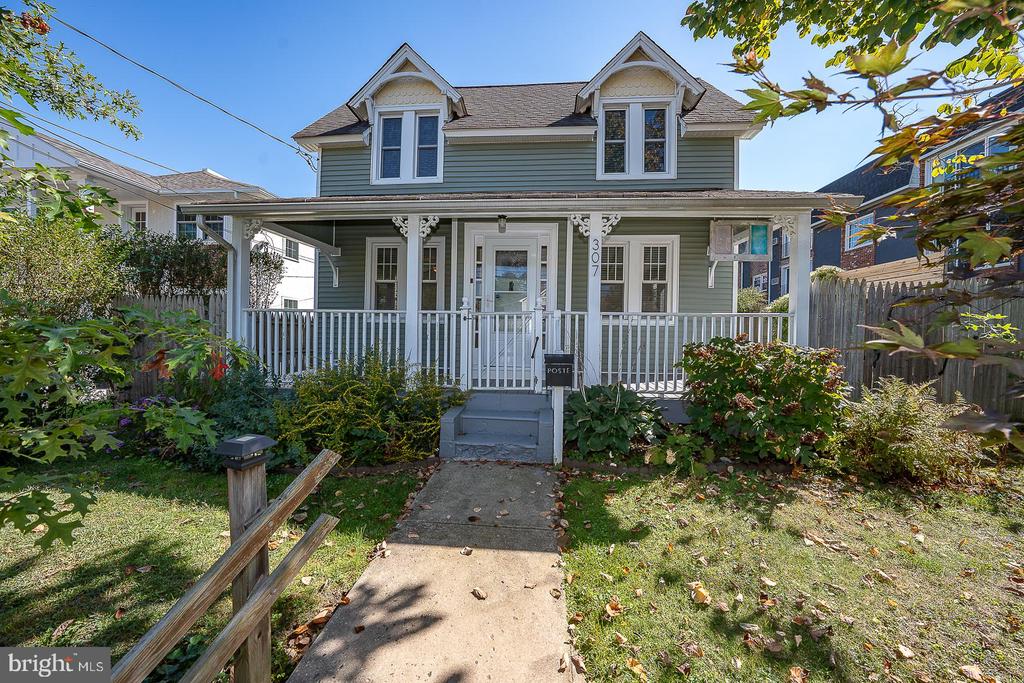 307 MANCHESTER AVENUE