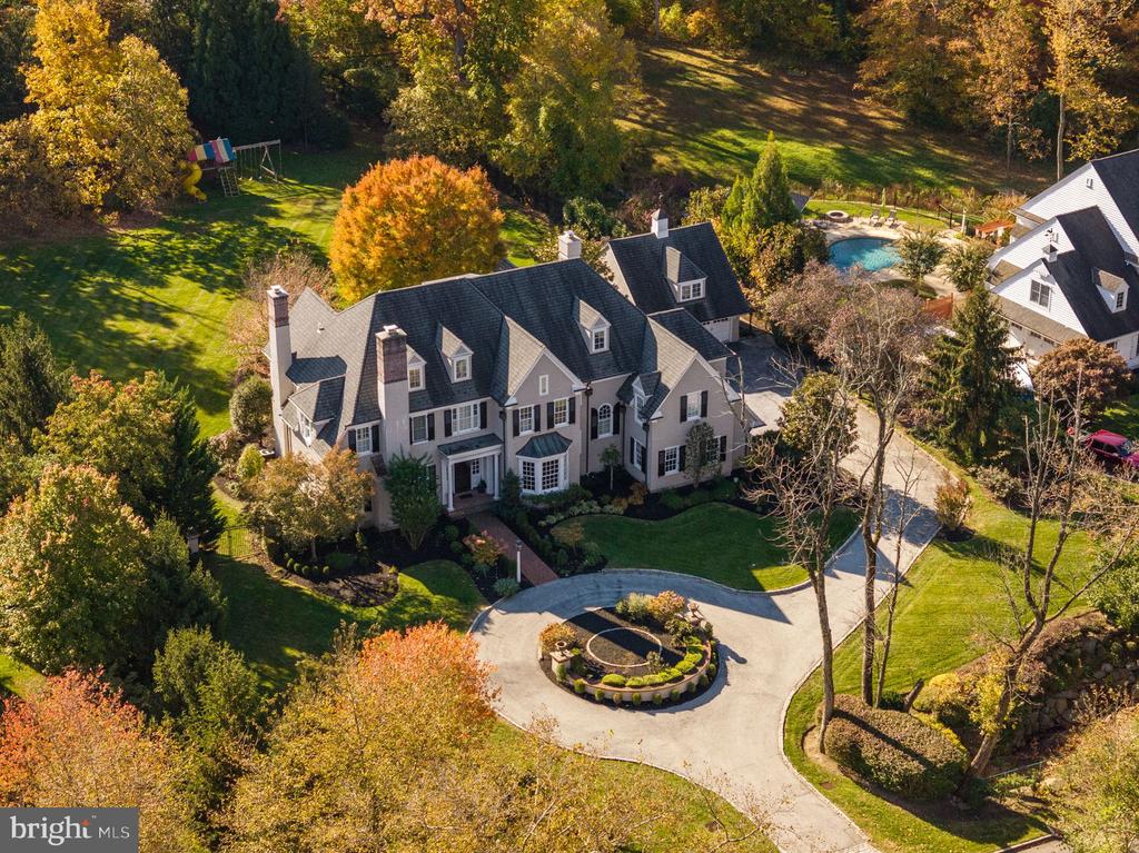 423 BOXWOOD ROAD