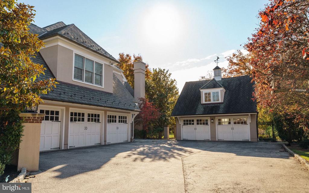 423 BOXWOOD ROAD