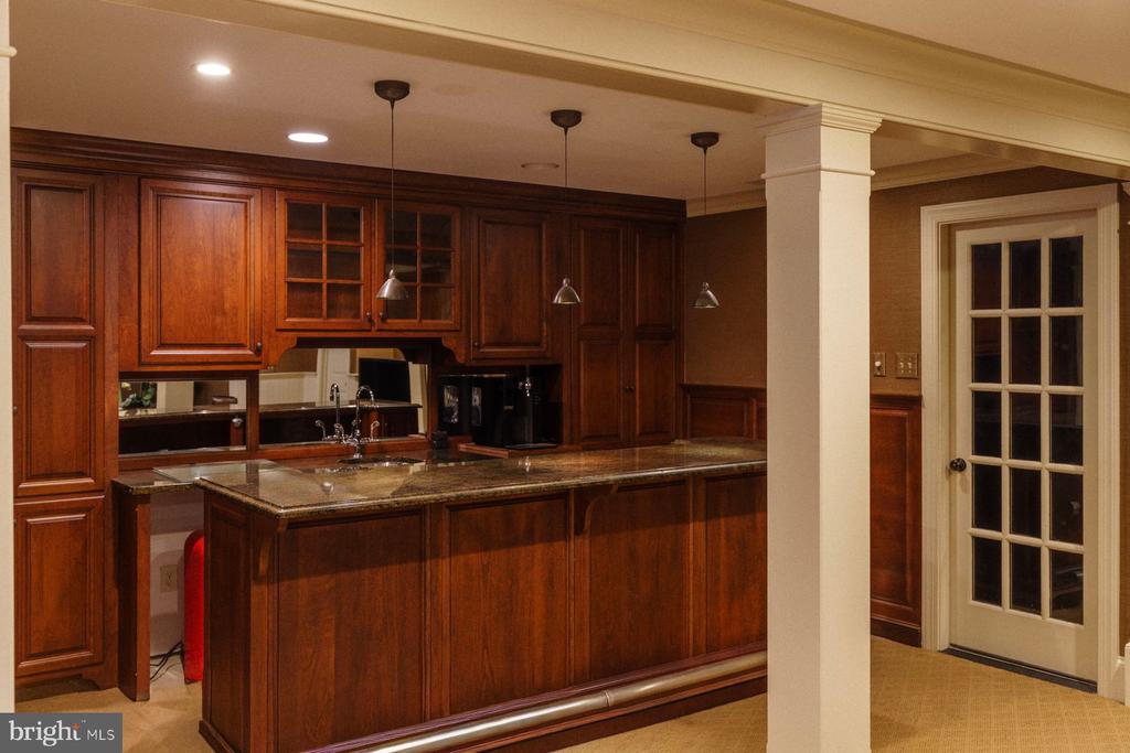423 BOXWOOD ROAD