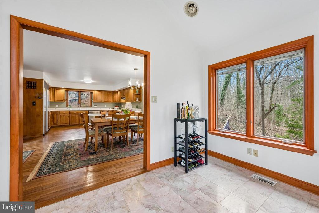 2 LAKE AVENUE