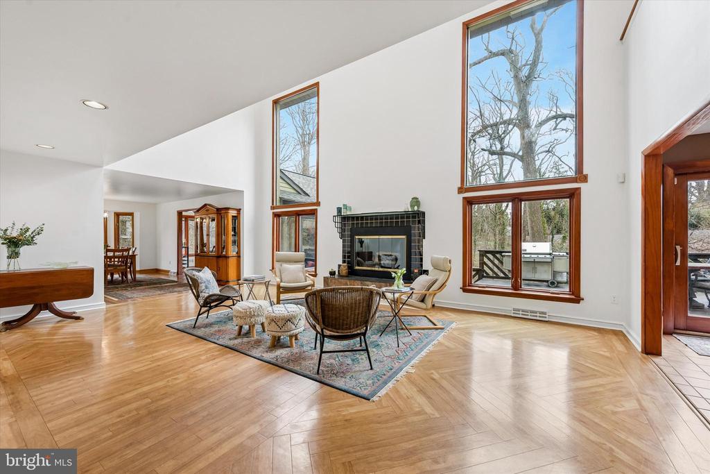 2 LAKE AVENUE