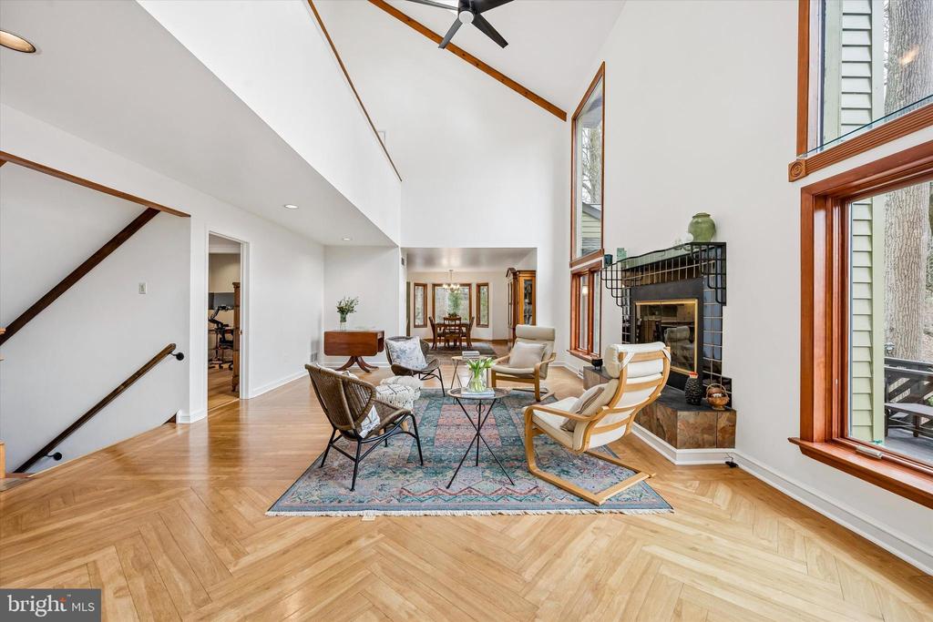 2 LAKE AVENUE