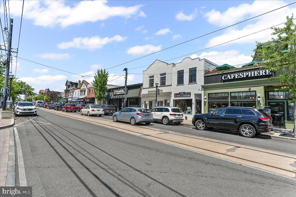 2 LAKE AVENUE