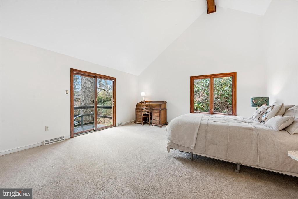 2 LAKE AVENUE