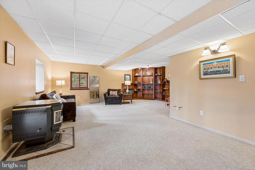 2 LAKE AVENUE