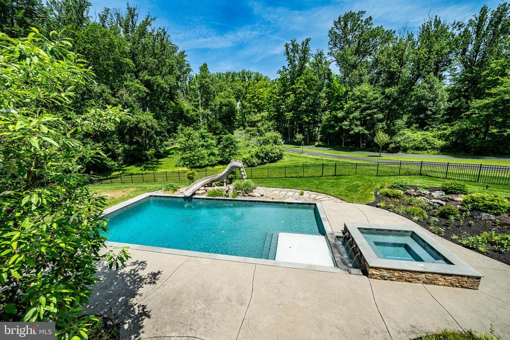 57 SWEETWATER ROAD
