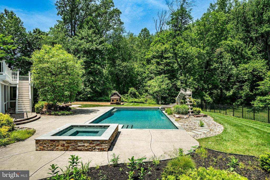 57 SWEETWATER ROAD