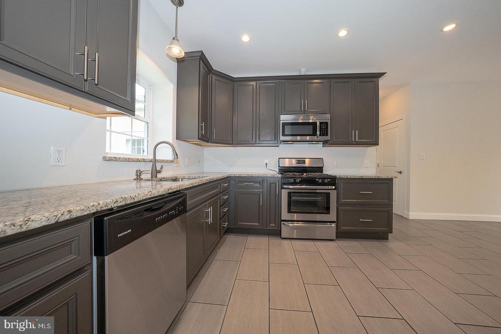 1416 STEEL ROAD