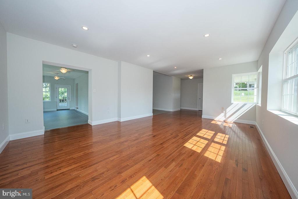 1416 STEEL ROAD