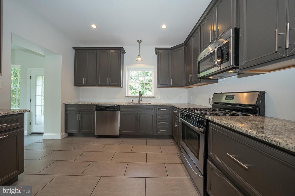 1416 STEEL ROAD