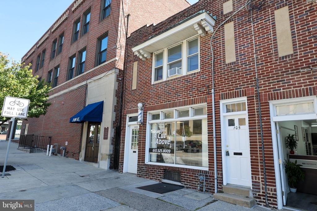 105 S WAYNE AVENUE Unit: 2ND FLOOR