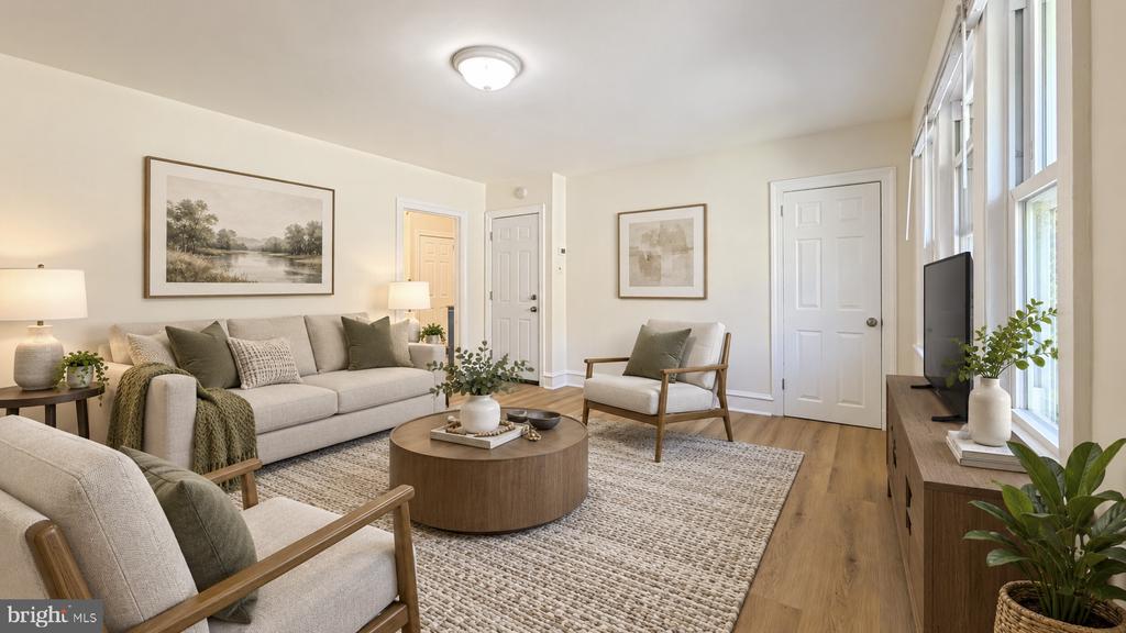 105 S WAYNE AVENUE Unit: 2ND FLOOR